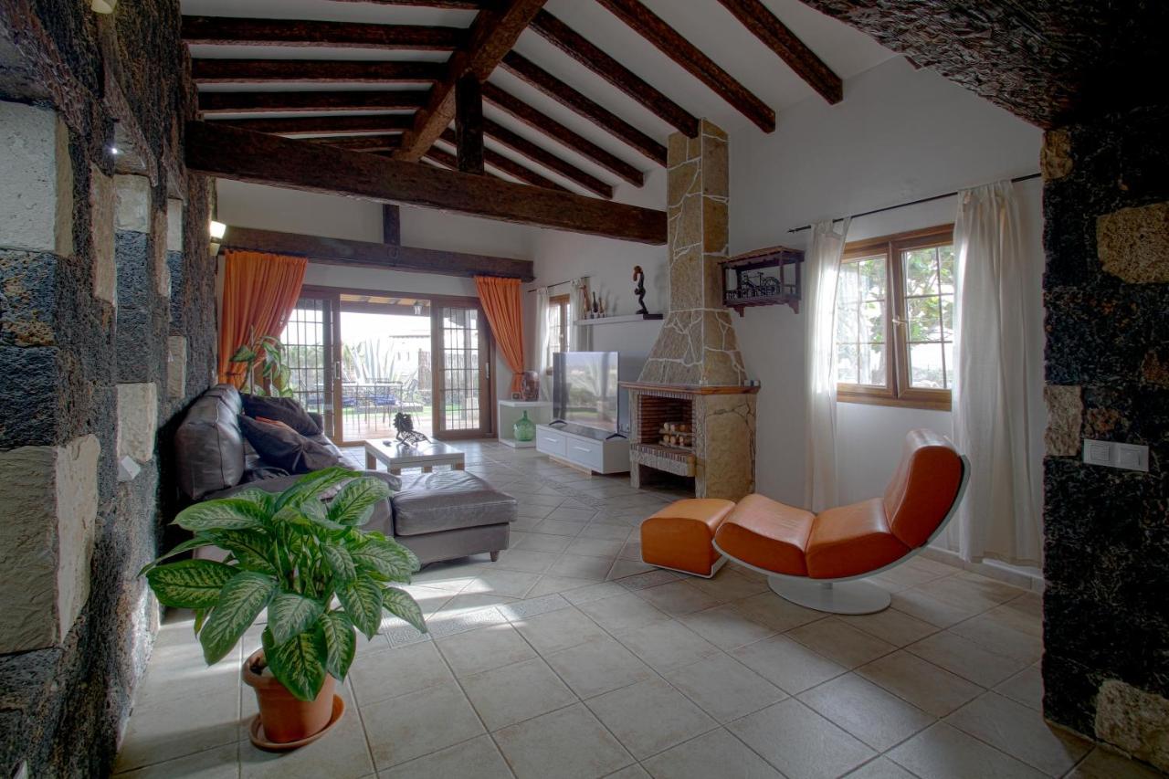 Villa Los Volcanes El Charco  Exterior photo